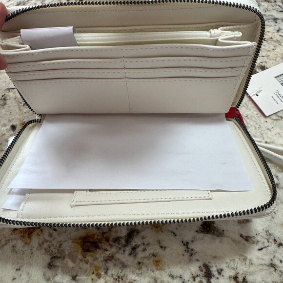 NWT Betsey Johnson Newspaper Print Wallet - Maximalist - Picture 5 of 6